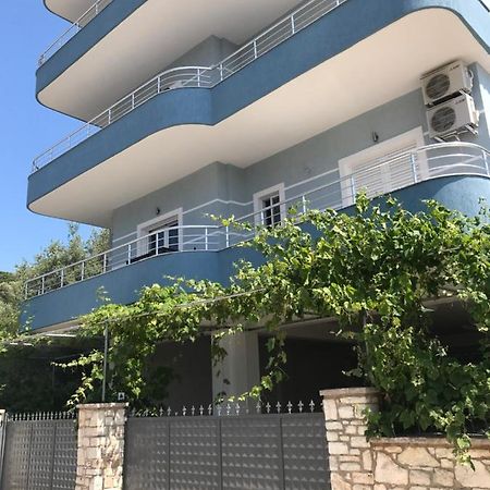 Sunmoon Apartments Sarande Bagian luar foto