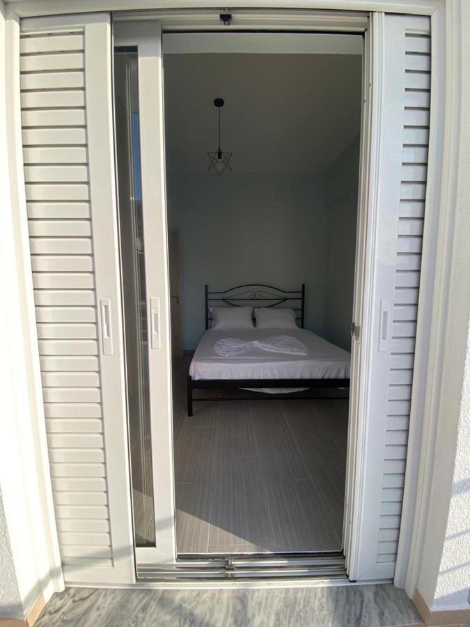 Sunmoon Apartments Sarande Bagian luar foto