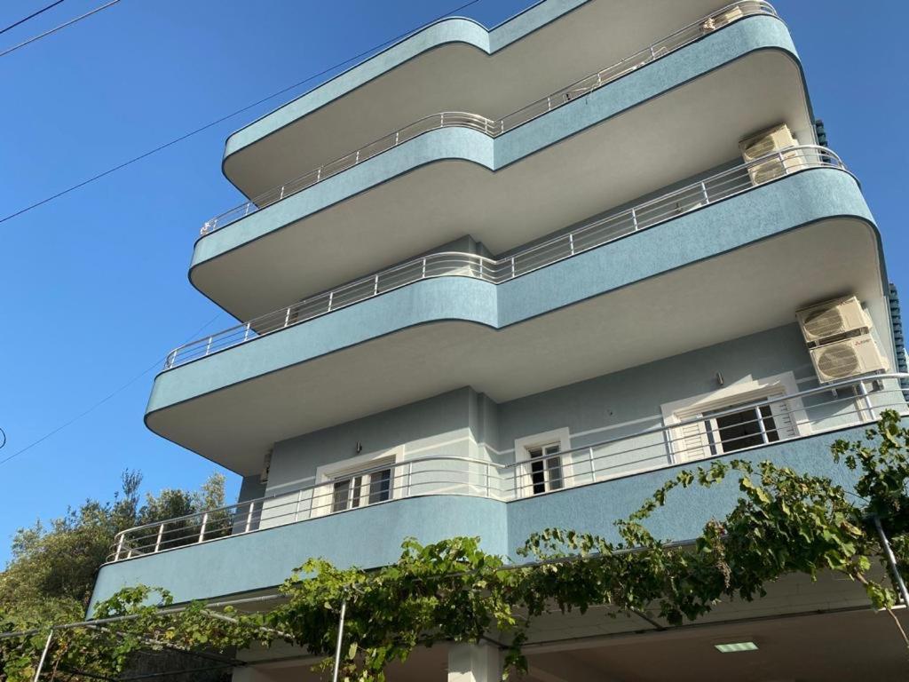 Sunmoon Apartments Sarande Bagian luar foto