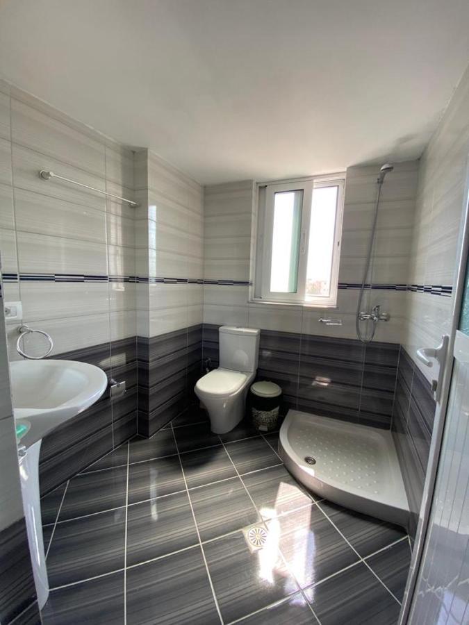 Sunmoon Apartments Sarande Bagian luar foto